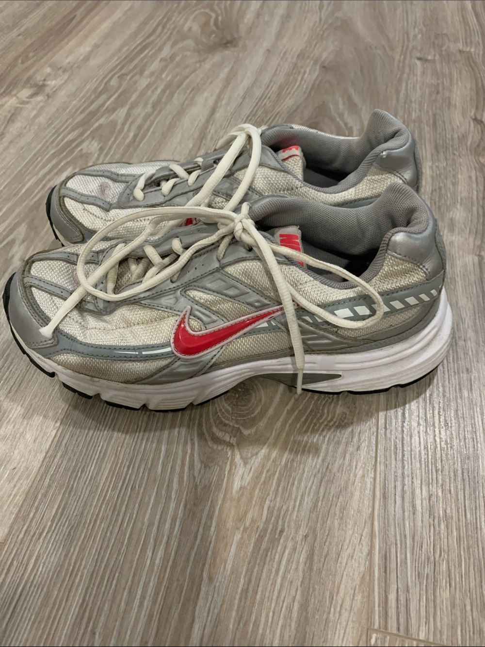 Nike Women’s Silver & Red Mesh Running Shoes